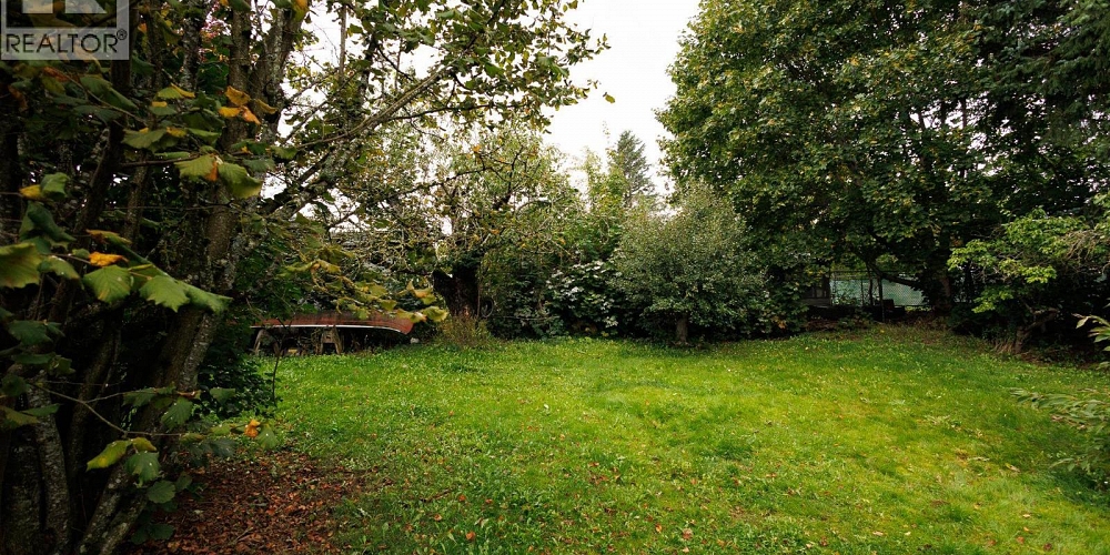 4732 LOEN AVENUE Terrace Photo 30 4732 LOEN AVENUE Terrace Photo 30